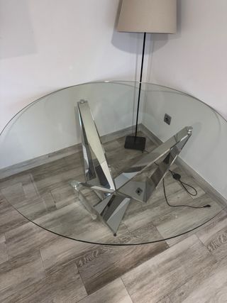 Mesa redonda cristal y metal El Corte Inglés