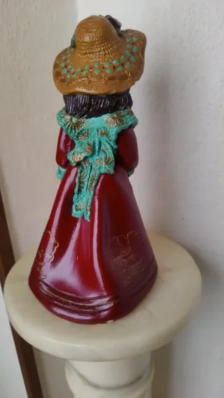 Muñeca Vintage de Escayola Pintada a Mano 26 cm