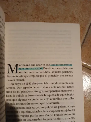 Libro Marina. Carlos Ruiz Zafón