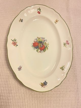 Fuente San Claudio Flores y Frutas