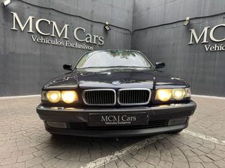 BMW Serie 7 750iAL 240 kW (326 CV)