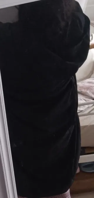 Parka Negra con Capucha