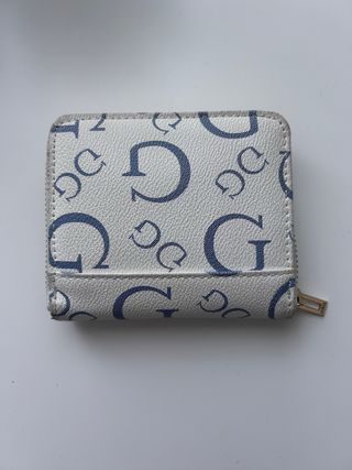 Cartera Guess blanca y azul