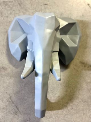 Lámpara pared elefante geométrico gris