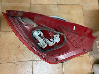 Piloto Trasero Izquierdo Ford Fiesta 2009