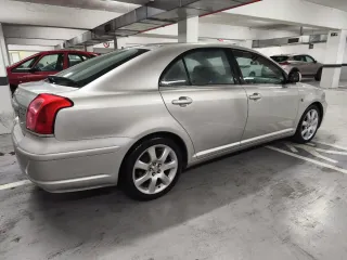 Toyota Avensis 2003