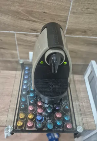 Cafetera Krups Nespresso + Cápsulas