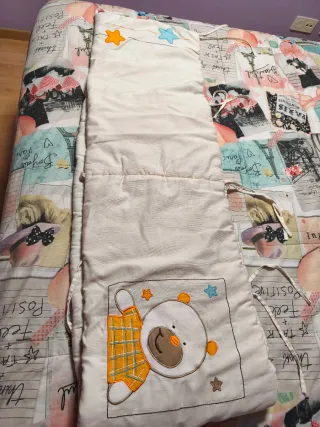 Chichonera y funda nórdica cuna marca Pirulos