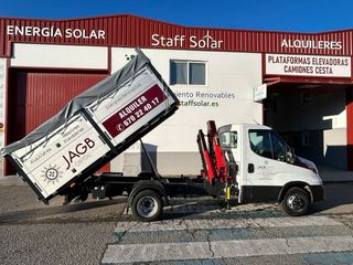 Alquiler Camión 3500 kg Basculante y Grúa Ocaña