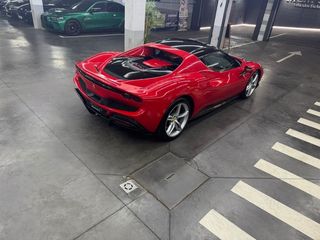 Ferrari 296 3.0 V6 GTB 610 kW (830 CV)