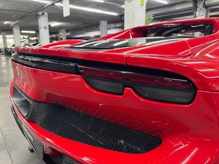 Ferrari 296 3.0 V6 GTB 610 kW (830 CV)