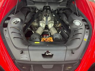 Ferrari 296 3.0 V6 GTB 610 kW (830 CV)