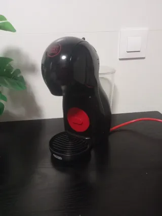Cafetera Dolce Gusto Negra