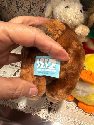 Peluche Mamut, Alce, Tigre Dientes Sable y Pato