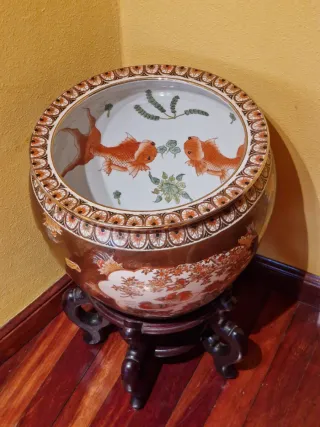 Macetero de porcelana Wa Fung + soporte de madera