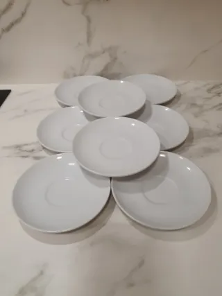 8 Platillos de café de porcelana blanca