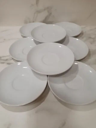 8 Platillos de café de porcelana blanca