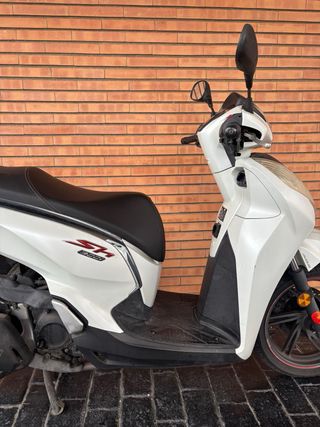 Honda SH 300i 2017 49.050km Carnet A2