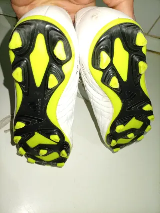 Botas de fútbol Adidas Copa Niño talla 32