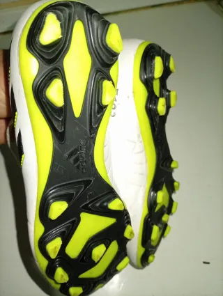 Botas de fútbol Adidas Copa Niño talla 32