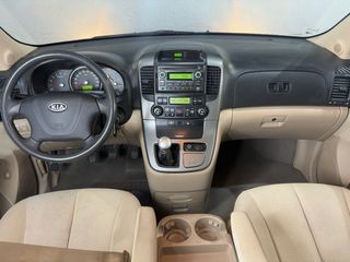 KIA Carnival 2010 IMPECABLE 7 PLAZAS