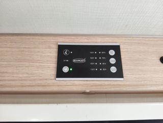 Autocaravana Capuchina 6 plazas viajar 7 dormir