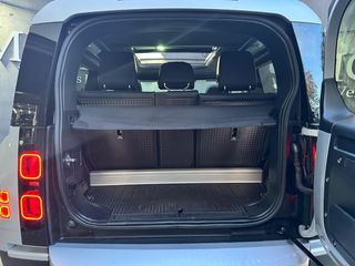 Land Rover Defender 90 D200 MHEV SE 4WD Auto 147 kW (200 CV)