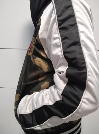 Chaqueta Bershka Camuflaje Hombre