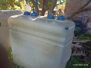 Tanque de gasolina 700L