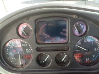 DAF FA LF 45.220-CAMIONES GANCHOS PORTACONTENEDORE