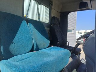 DAF FA LF 45.220-CAMIONES GANCHOS PORTACONTENEDORE