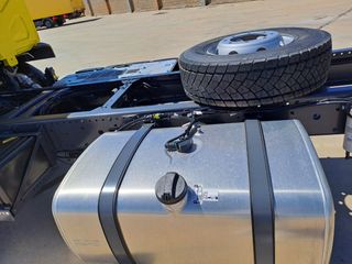 DAF FA XB 290 14 T - CAMION EN CHASIS / CAMIONES E