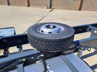 DAF FA XB 290 14 T - CAMION EN CHASIS / CAMIONES E