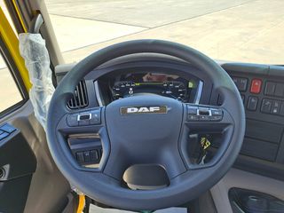 DAF FA XB 290 14 T - CAMION EN CHASIS / CAMIONES E