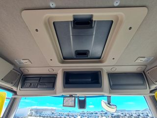 DAF FA XB 290 14 T - CAMION EN CHASIS / CAMIONES E