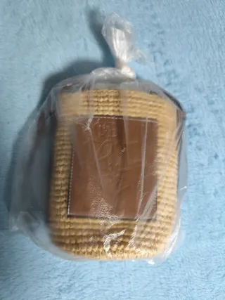 Bolso de rafia con detalle de piel