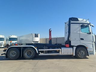 Mercedes ACTROS 2545-CAMIONES GANCHOS PORTACONTENE