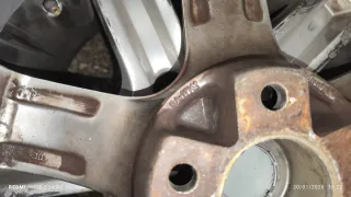 Llantas Momo Fighter 8Jx17H2