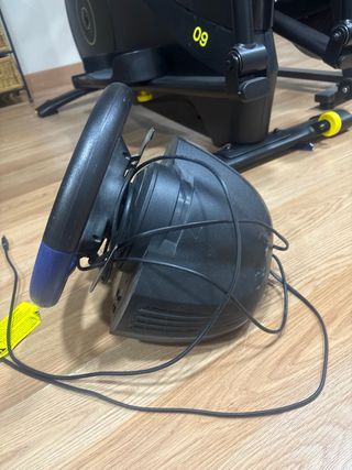 Volante Thrustmaster PS4/PS5