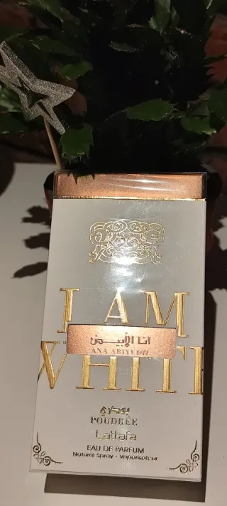 Perfume Lattafa Ana Abiyedh Poudrée Mujer