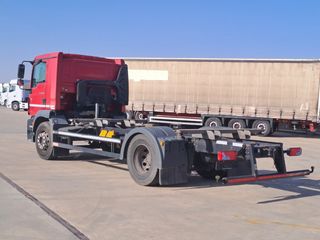 MAN TGM 18.250 - CAMIONES PORTACONTENEDORES / CAMI