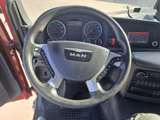 MAN TGM 18.250 - CAMIONES PORTACONTENEDORES / CAMI