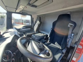 MAN TGM 18.250 - CAMIONES PORTACONTENEDORES / CAMI