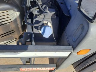 MAN TGM 18.250 - CAMIONES PORTACONTENEDORES / CAMI