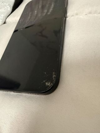 iPhone 16 - Batería 89%