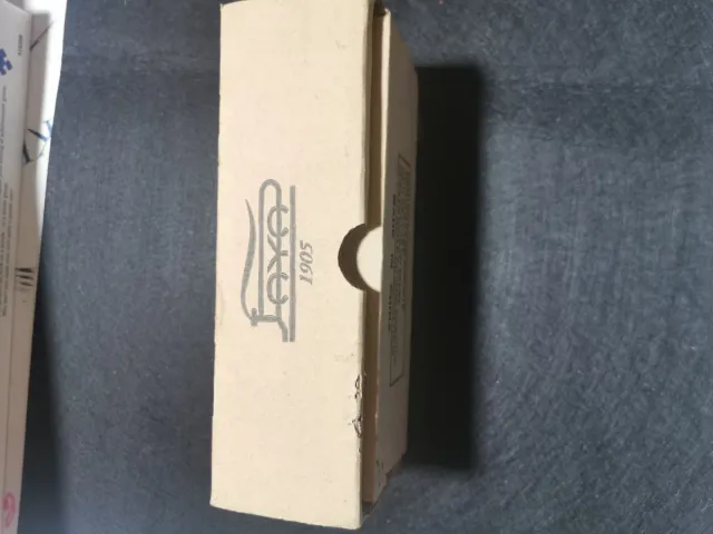 Coche de Lata Paya Réplica Nuevo con Caja