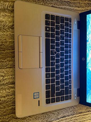 Portátil HP EliteBook 840 G3 Plata con SSD.