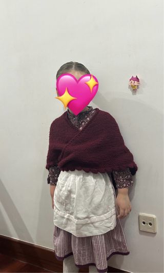 Traje Baserri niña 2-3 años  2puestas.