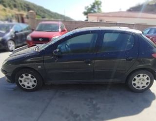 Bandeja trasera peugeot 206 1.4 g 97591