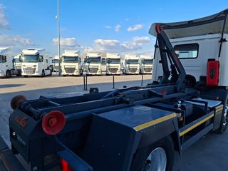 Scania P 400-CAMIONES GANCHOS PORTACONTENEDORES /